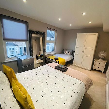 Brentford Guest Rooms Exterior foto